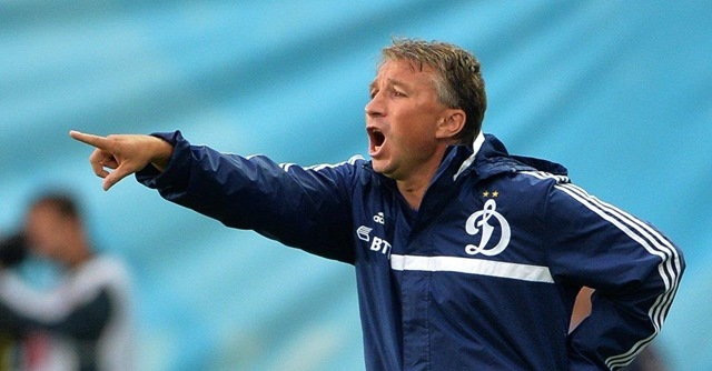 Kayserispor'un Rumen Dan Petrescu ile el sıkıştı.