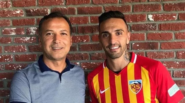 Kayserispor Akhisarspor'lu Lopes ile Anlaştı.