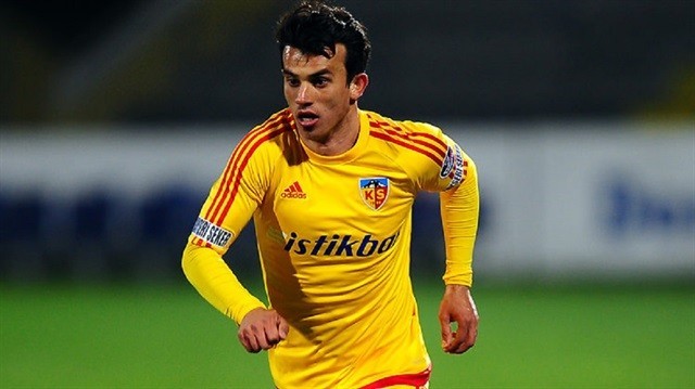 Kayserispor, Güray Vural ile yollarını ayırdı.