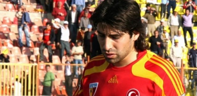 Cangele Bursaspor Maçında Kırmızı Kart Cezalısı