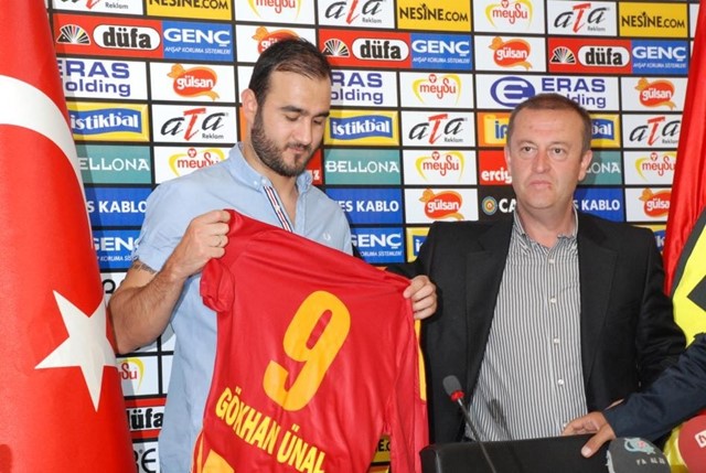 Kayserispor Gökhan Ünal İle 2 Yıllık Sözleşme İmzaladı.