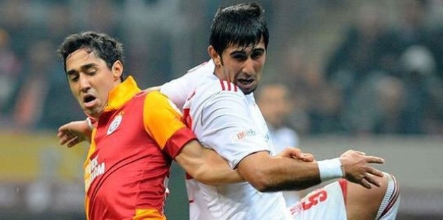 Furkan Özçal'ada Aynı Senaryo