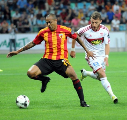 2 Haftadır Oynamayan Nobre Gol Krallığında Önde.