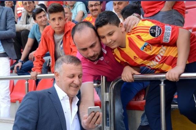 Mesut Bakkal; Oyuncularımı ve Taraftarlarımızı Kutluyorum.