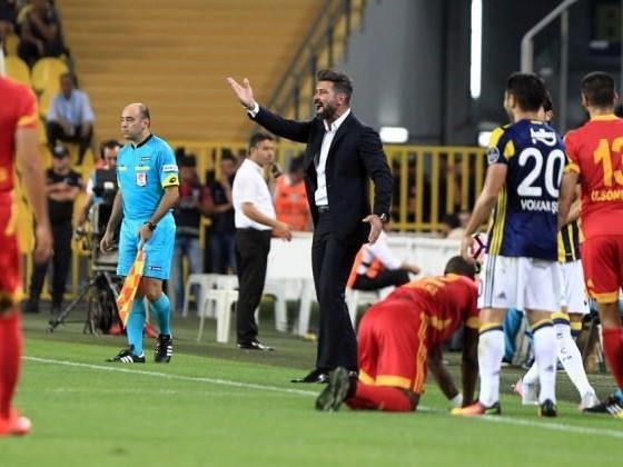 Hakan Kutlu'dan Sert Tepki