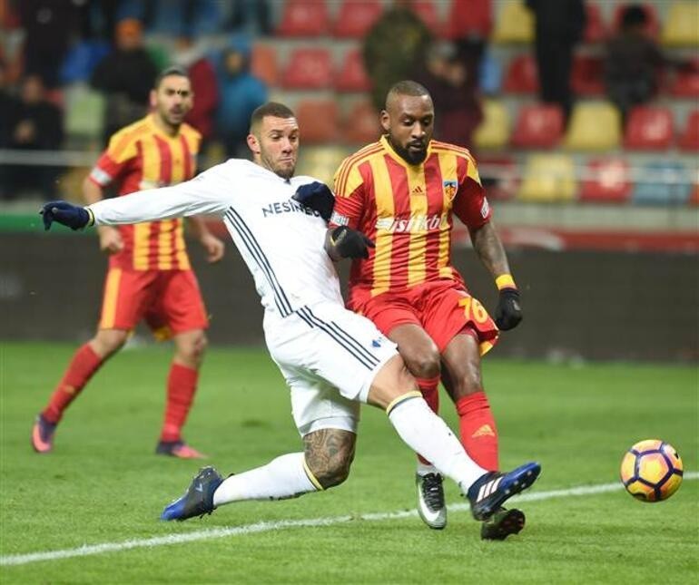 2016-2017 Süper Lig: Kayserispor 4-1 Fenerbahçe Maçının Foto Galerisi
