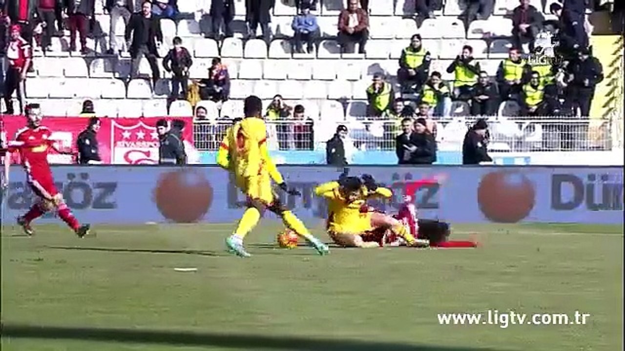 2015-2016 Süper Lig: Sivasspor 0-0 Kayserispor Maçını Özet Görüntüsü