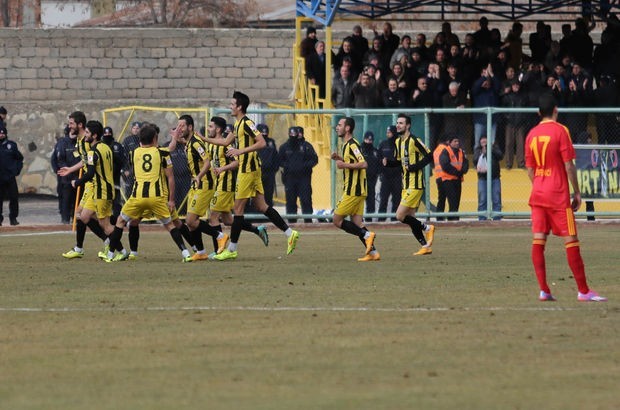 2014-2015 Türkiye Kupası: Bayburt İÖİ 3-0 Kayserispor