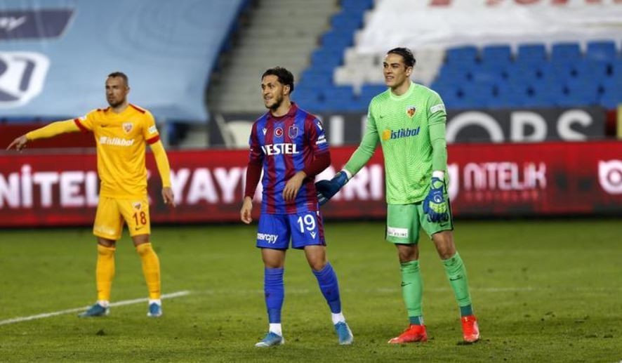 Trabzonspor, Kayserispor'un Genç Kalecisi Doğan Alemdar'a Talip Oldu.