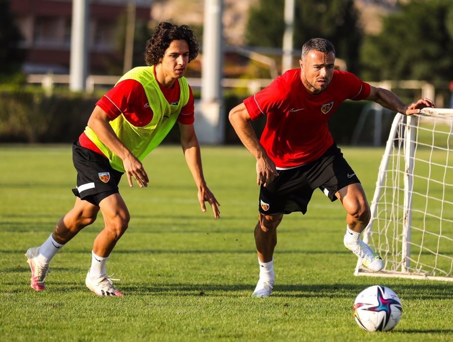 Kayserispor'da Antrenman Günlüğü 09.07.2021