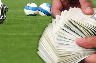 Büyük Umutlar İle Gidenler-Ayhan Baynal