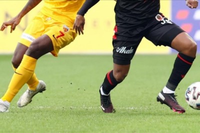 Kayserispor, Salı Günü Gençlerbirliği ile bir hazırlık maçının Yeri ve Saati Belli Oldu.