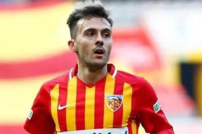 Kayserispor'lu Gustavo Campanharo Sarı Kart Cezalısı Durumunu Düştü.