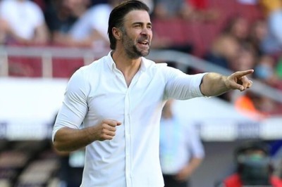 Kayserispor, Ömer Erdoğan ile Görüşüyor.