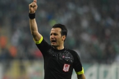 Kayserispor-Fatih Karagümrük Maçını Suat Arslanboğa Yönetecek.