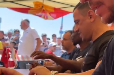 Kayserispor'da Çağdaş Atan, Kolovetsios  ve Mame Thiam Taraftarla buluştu.