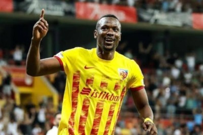 Kayserispor’un Sorunlu Dosyaları Kapandı. Ama Fenerbahçe Sıkıntı vermeye Devam Ediyor.