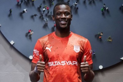 Mame Thiam Pendikspor'a Resmi İmzayı Attı.