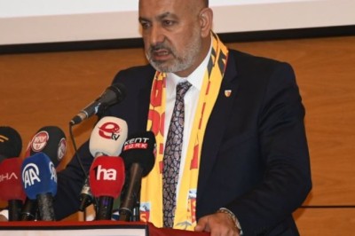 Kayserispor'un Borcu Ne Kadar? Başkan Ali Çamlı Açıkladı.