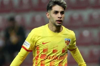 Kayserisporlu Hayrullah Erkip Kırklarelispor'a Kiralık Gönderildi.