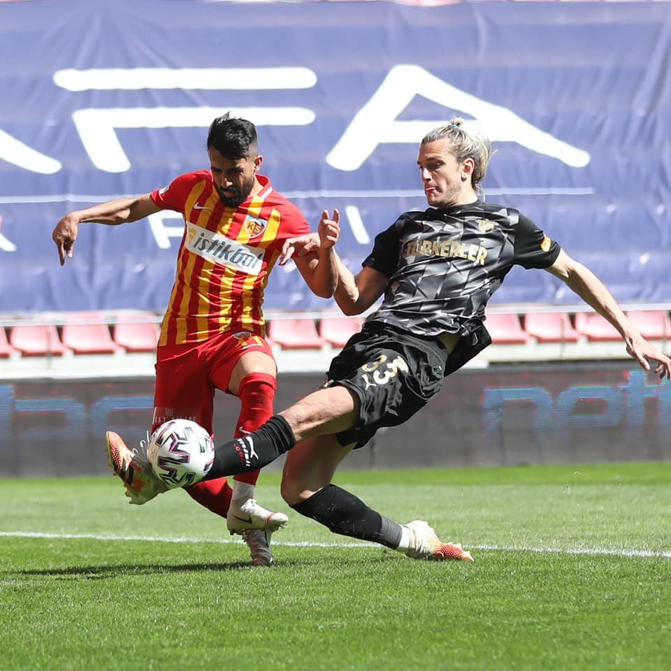 Kayserispor 1-1 Göztepe 👉 Muğdat Çelik-Atınç Nukan