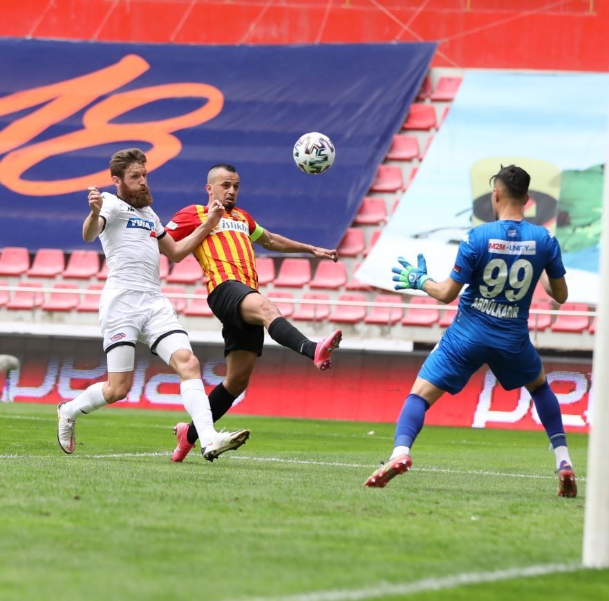 23 İlhan Parlak -99 Abdulkadir Sünger (Gol Anı)