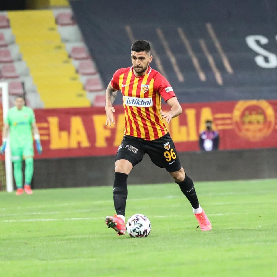 #96 Daniel Avramovski