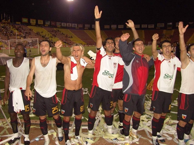 Vefa Denilen Şey…..-Ayhan BAYNAL