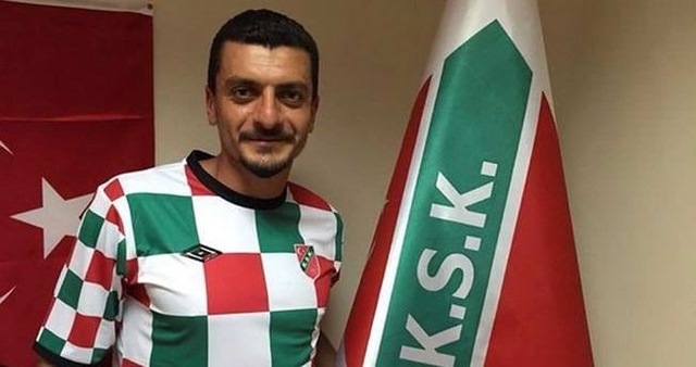 Mehmet Eren Boyraz Karşıyaka ile Sözleşme İmzaladı.