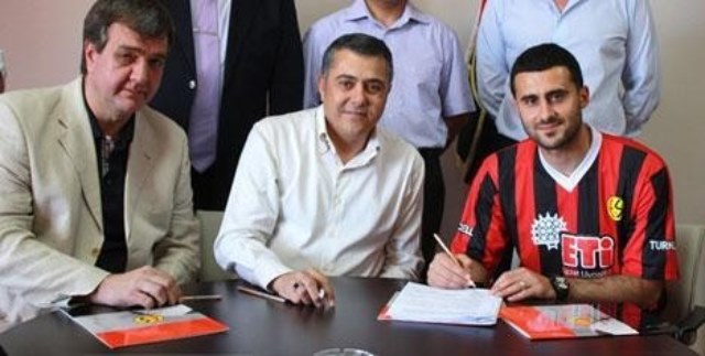 Ragıp Başdağ Eskişehirspor ile Anlaştı