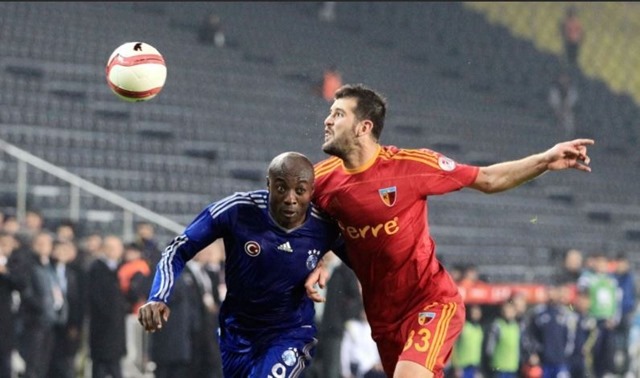 Kayserispor'lu Cemil Adıcan Karabükspor'a transfer oldu.