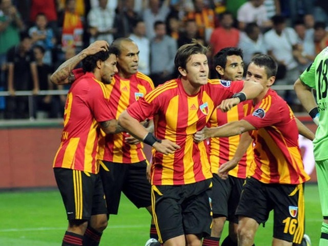 Sefa Yılmaz Sakatlandı.