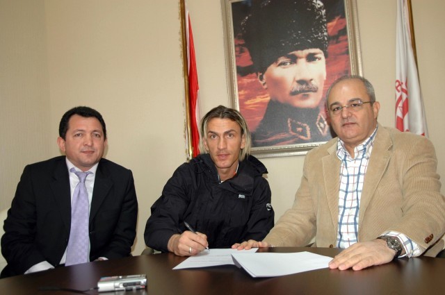 Kayserispor'lu Fatih Ceylan Antalyaspor'da