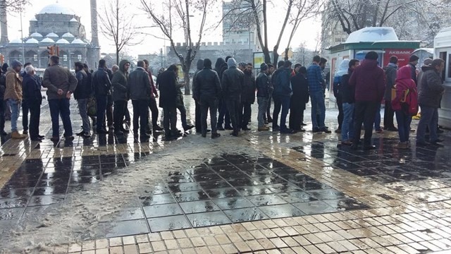 Kayserispor Taraftarları Passolig Kuyruğunda