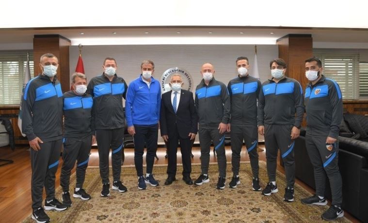 Hamza Hamzaoğlu'nun Yeni Ekibi Belli Oldu. İşte O İsimler.