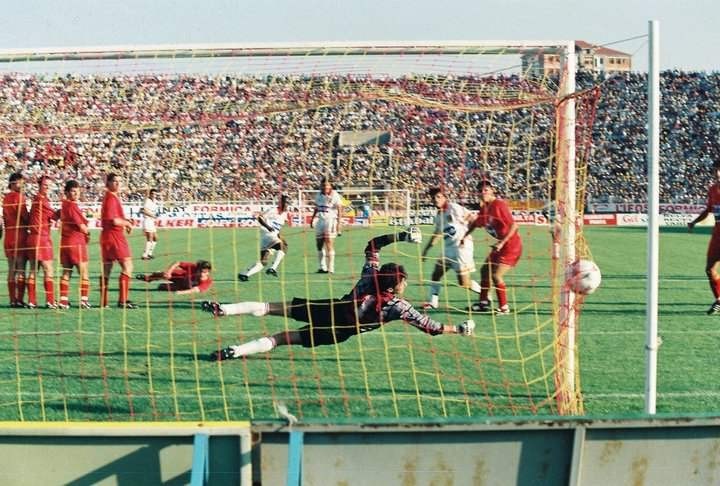 Tarihte O An Moussa Ndawn, Galatasaray'a Attığı Frikik Golü