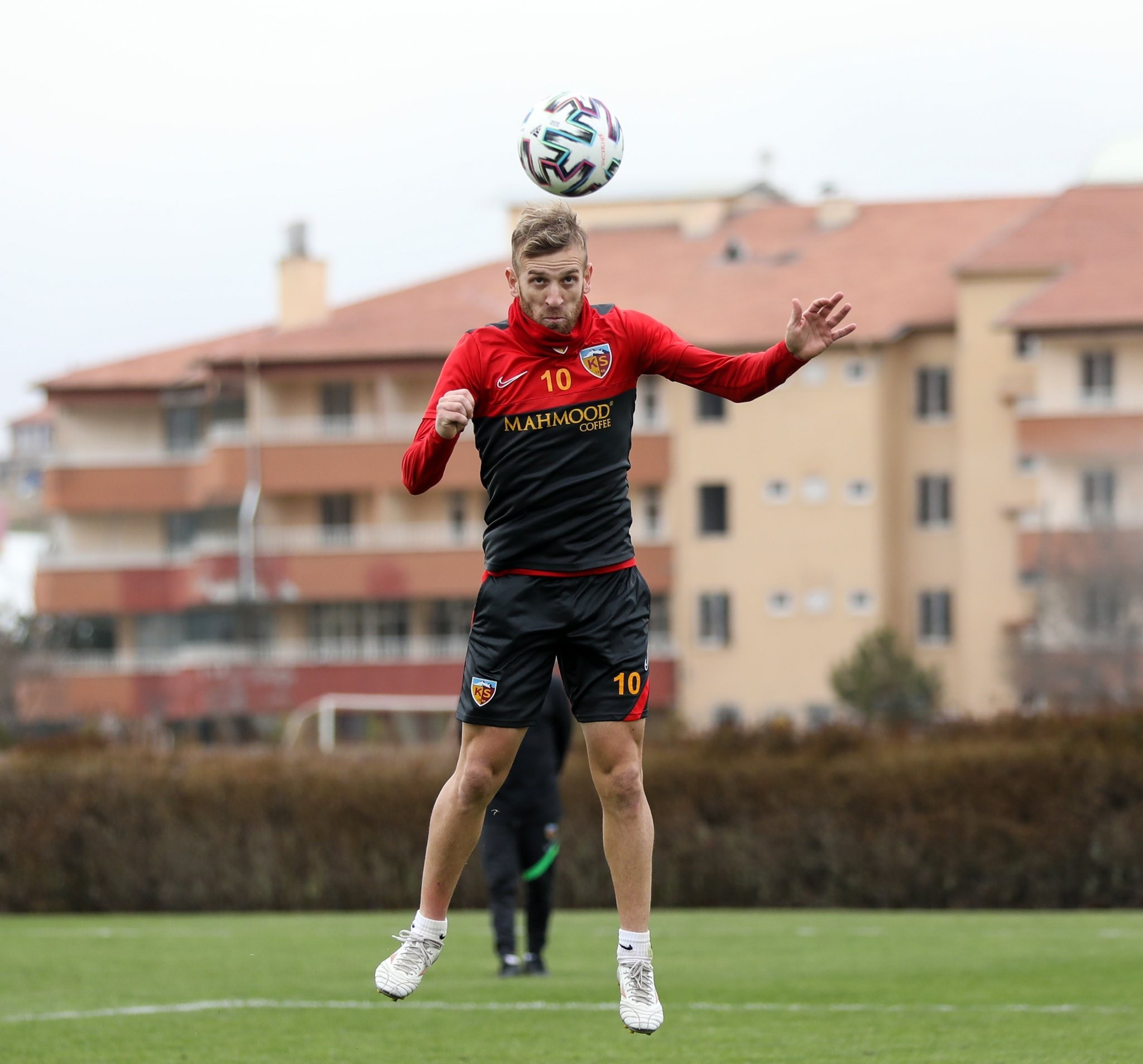 Pedro Henrique Takımla Çalışmalara Başladı.