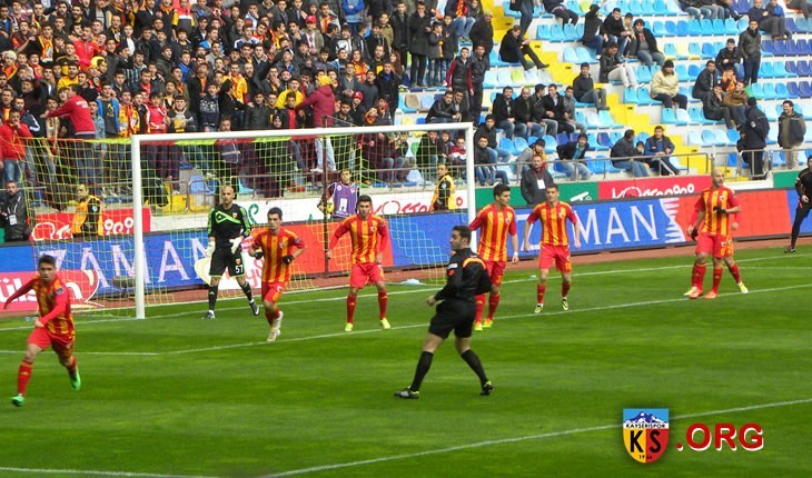Hakem Çağatay Şahan Tek Başına Gol Arıyor