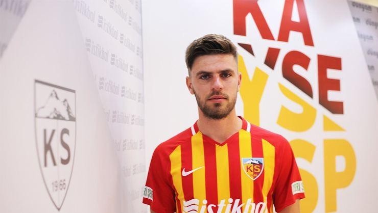 Kayserispor ve Samsunspor Mert Kula için Görüştüler.