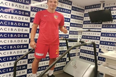 Kayserispor, Kaleci Cenk Gönen Sağlık Kontrolü Sonrası İmzayı Attı.