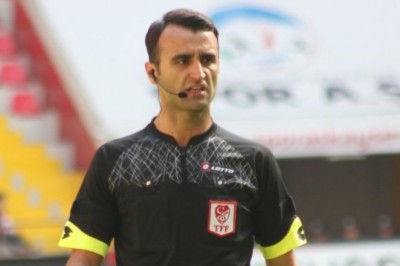 Giresunspor-Kayserispor Maçını Atilla Karoğlan Yönetecek.