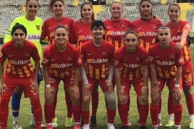 2021-2022 Kadınlar Süper Lig: İzmir Konak Belediyespor 1-1 Kayserispor Kadın Futbol