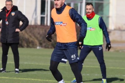 Kayserispor'da Yeni Transferler İlk Antrenmanlarına Çıktılar