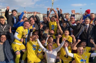 Hacılar Erciyesspor Bölgesel Amatör Lige Yükseldi.