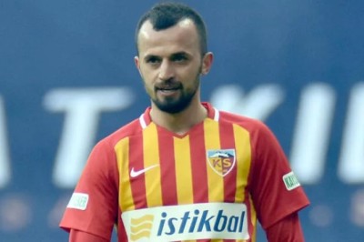 Kayserispor'da Sözleşmesi Sona Erecek Futbolcularda Hangileri Kalıyor.