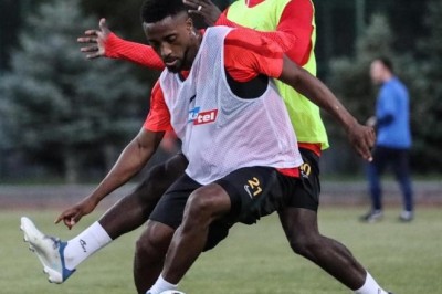 Kayserispor’un 2022-2023 Sezonu Antrenman Fotoğrafları