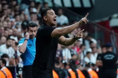 Kayserispor Teknik Direktörü Çağdaş Atan'ın BJK Maç Sonu Açıklamaları.