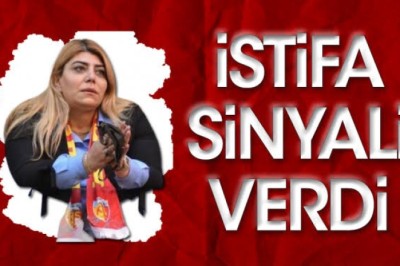 Kayserispor Başkanı Berna Gözbaşı Yönetimden Affını İstedi.