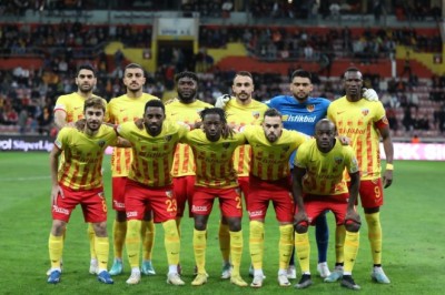 2023-2024 Süper Lig: Kayserispor 1-0 Alanyaspor Maçının Foto Galerisi