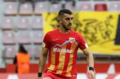 Kayserispor'lu Majid Hosseini İran Milli Takımında Sakatlandı.